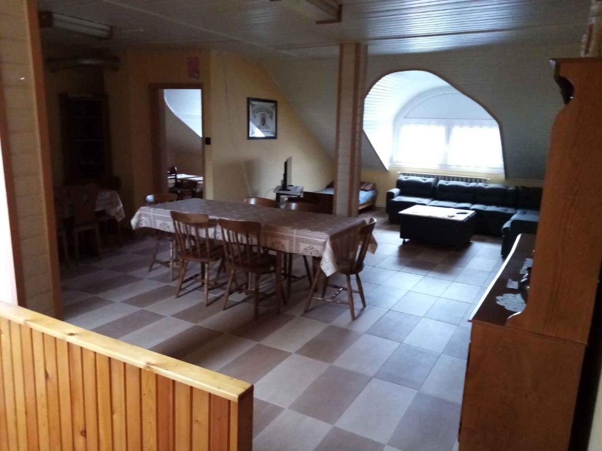 Apartment In Balatonmariafuerdo 19249 Balatonkeresztúr المظهر الخارجي الصورة