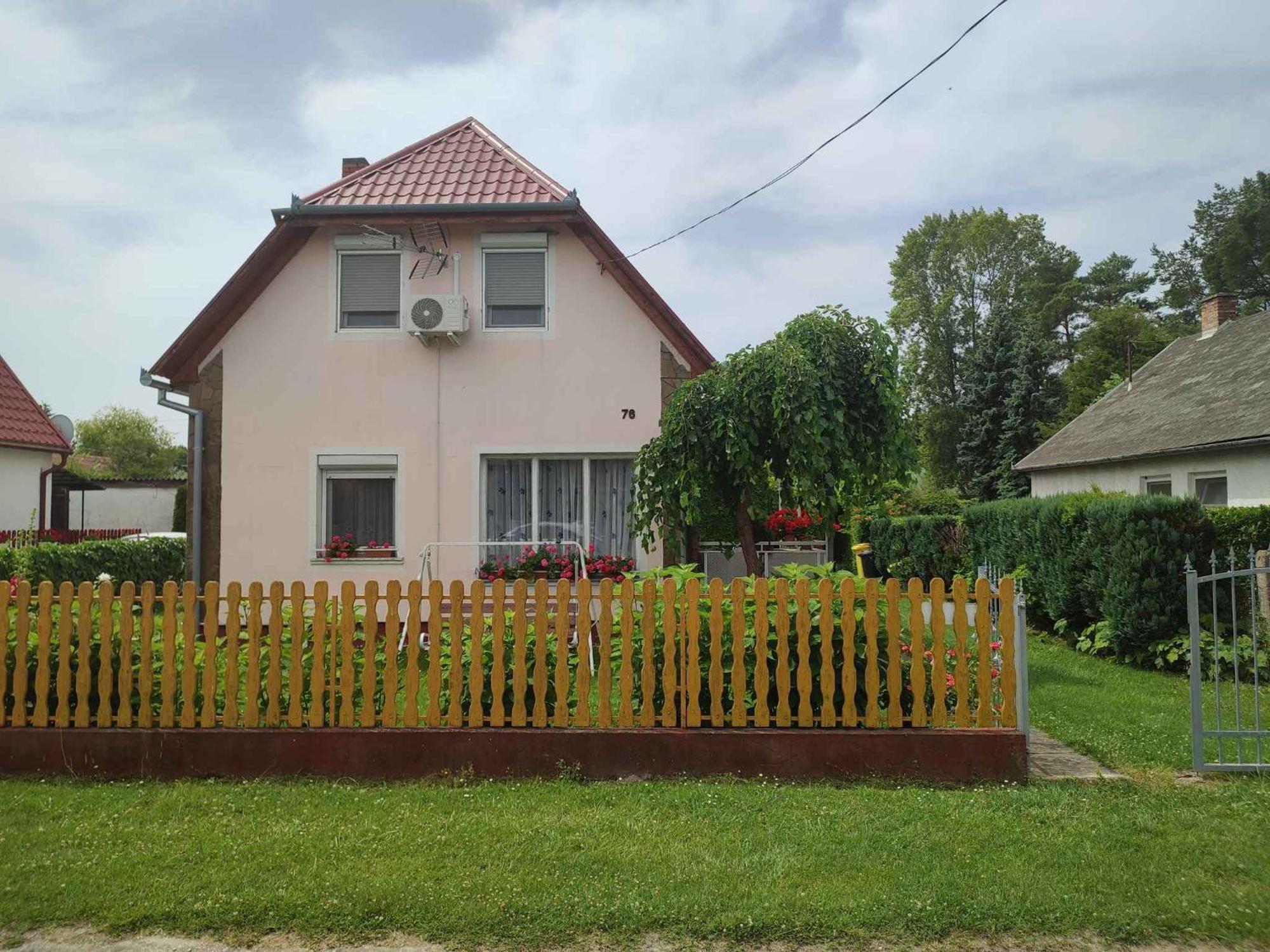 Apartment In Balatonmariafuerdo 19249 Balatonkeresztúr المظهر الخارجي الصورة